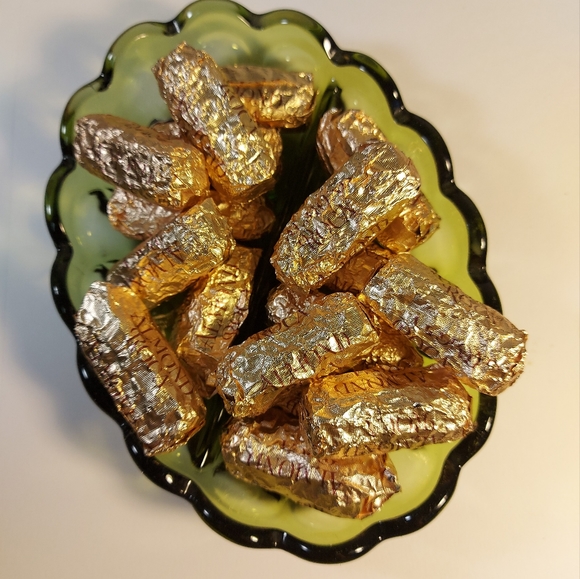 Vintage Green Glass Candy Dish - Picture 4 of 14